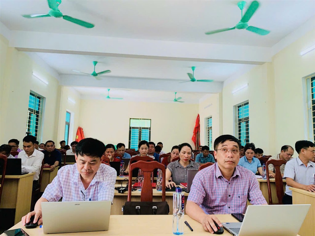 Anh-tin-bai